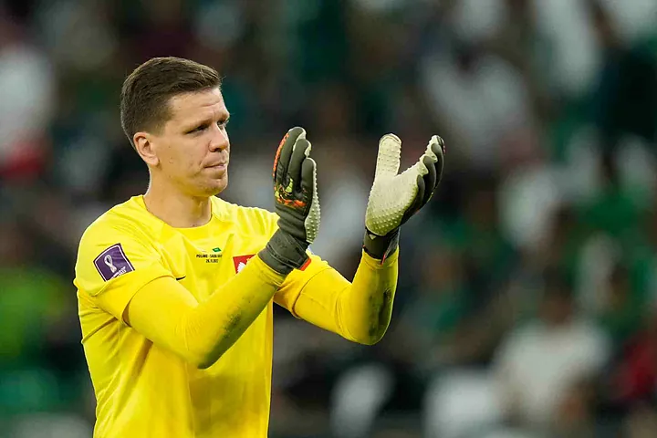 The final countdown to Szczesny's arrival at Barcelona